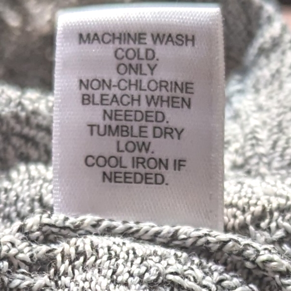 🍁 Est 1946 Silvery Gray Open Knit Cardigan Size 18/20 - Picture 11 of 11